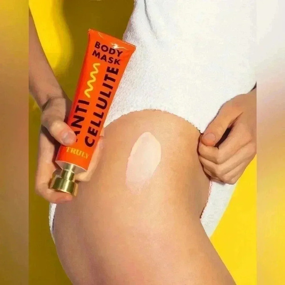 New Truly Beauty Anti-Cellulite Mask
Decongesting + Hydrating Body Mask - Picture 5 of 8